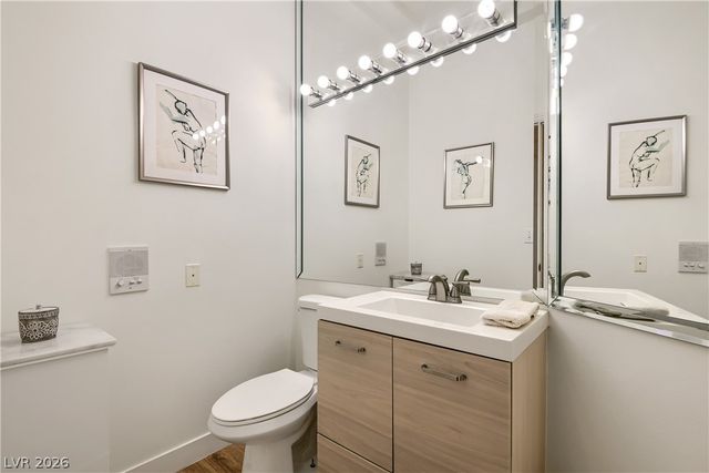 8046 Silver King Drive, Las Vegas, NV 89129