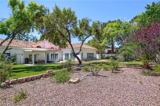 8046 Silver King Drive, Las Vegas, NV 89129