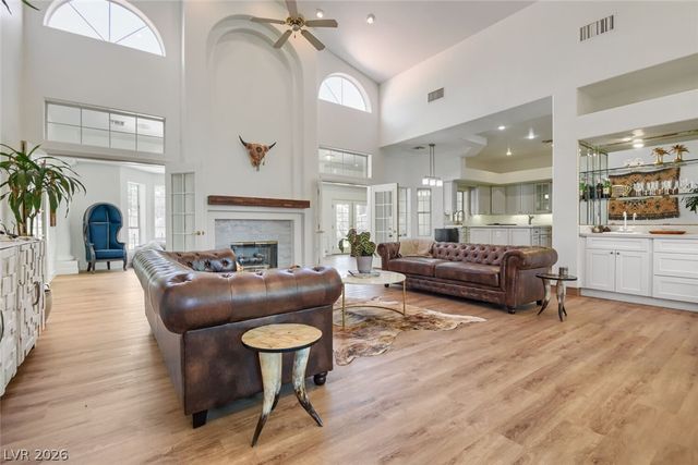 8046 Silver King Drive, Las Vegas, NV 89129