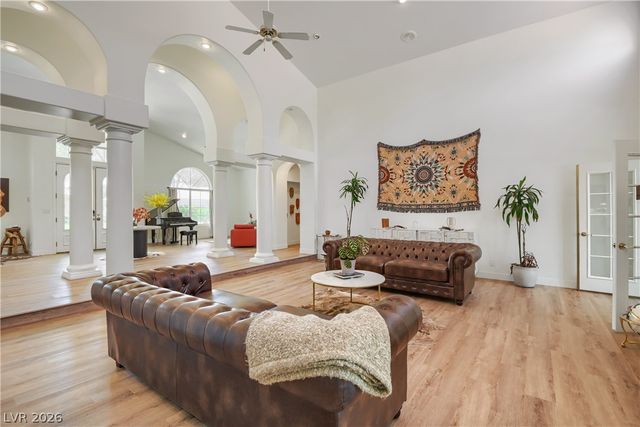 8046 Silver King Drive, Las Vegas, NV 89129