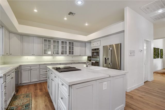 8046 Silver King Drive, Las Vegas, NV 89129
