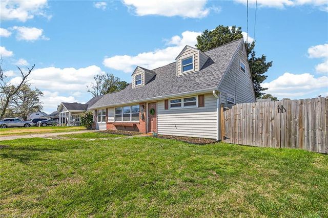 2220 Ardmore AVE, Chesapeake, VA 23324