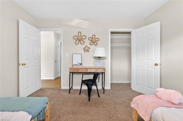 2220 Ardmore AVE, Chesapeake, VA 23324