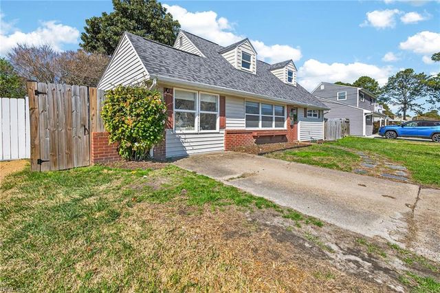 2220 Ardmore AVE, Chesapeake, VA 23324