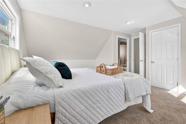 2220 Ardmore AVE, Chesapeake, VA 23324