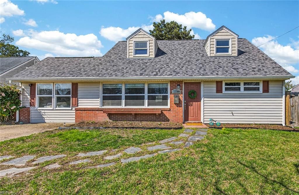 2220 Ardmore AVE, Chesapeake, VA 23324