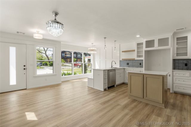 107 N Atlanta Street A, Owasso, OK 74055