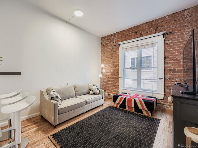 1425 N Washington St 205, Denver, CO 80203