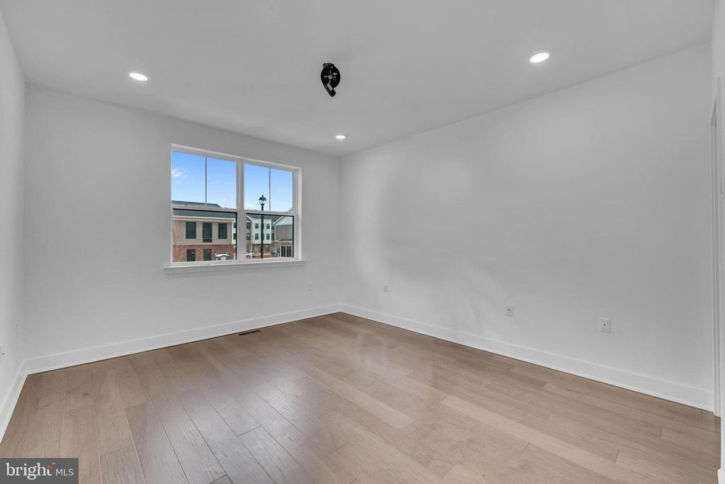 Image 20 of property listing at 257 LEWIS FISHER DRIVE, Pennington, NJ 08534