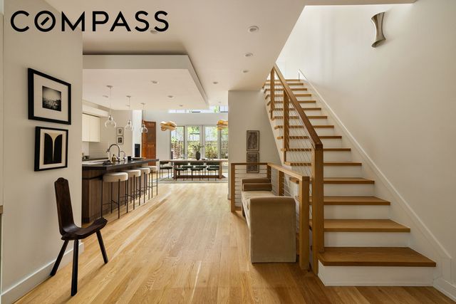 539 Clinton Street, New York City, NY 11231