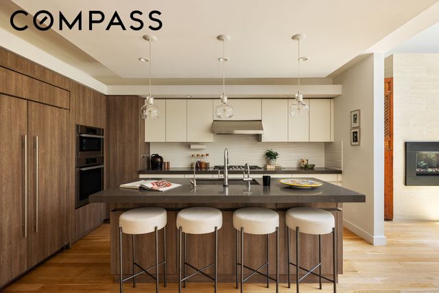 539 Clinton Street, New York City, NY 11231