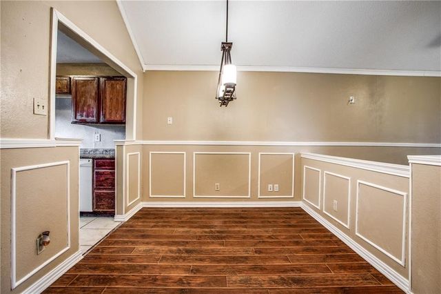 6817 Haltom Road, Fort Worth, TX 76137