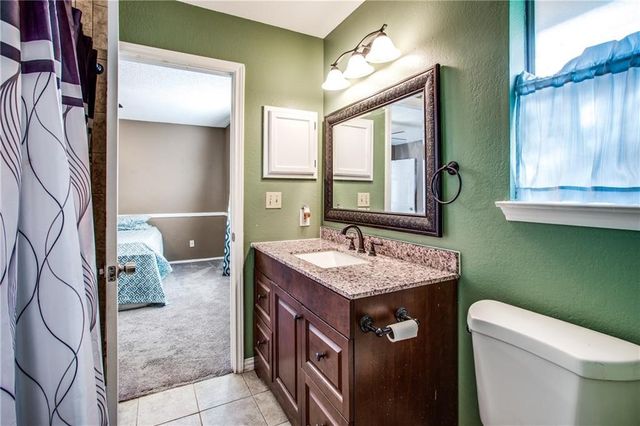 6817 Haltom Road, Fort Worth, TX 76137