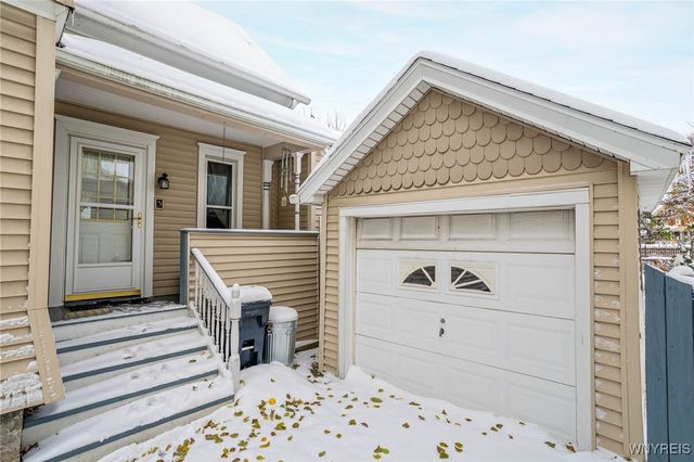 24 South Main Street, Batavia City, NY 14020