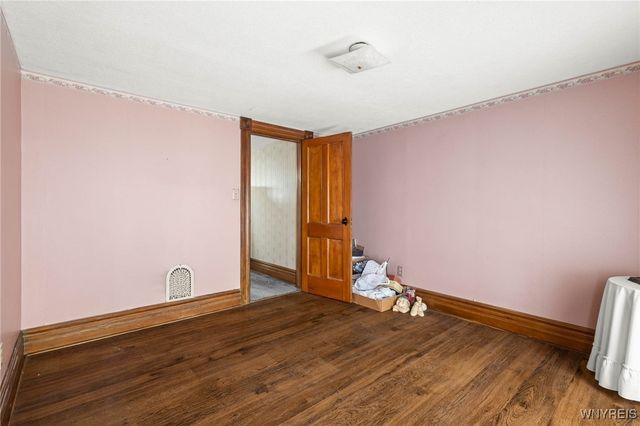 24 South Main Street, Batavia City, NY 14020