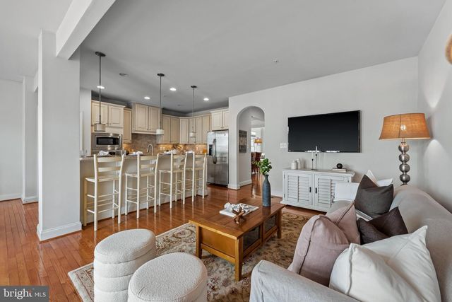 8607 SPRINGVALE DR, Lutherville Timonium, MD 21093