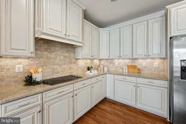 8607 SPRINGVALE DR, Lutherville Timonium, MD 21093