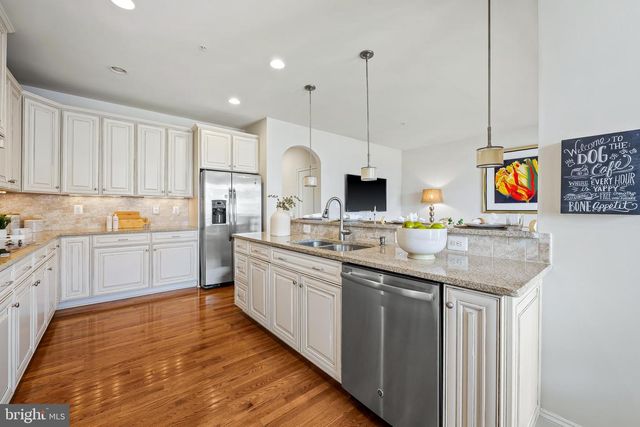 8607 SPRINGVALE DR, Lutherville Timonium, MD 21093