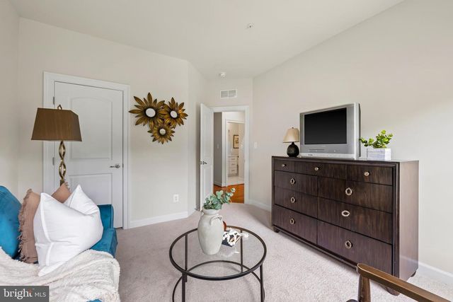 8607 SPRINGVALE DR, Lutherville Timonium, MD 21093