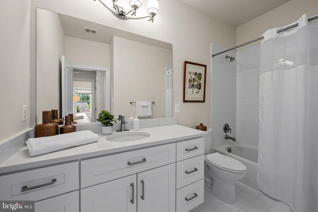 8607 SPRINGVALE DR, Lutherville Timonium, MD 21093