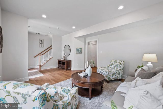 8607 SPRINGVALE DR, Lutherville Timonium, MD 21093