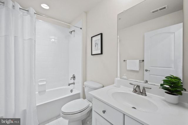 8607 SPRINGVALE DR, Lutherville Timonium, MD 21093