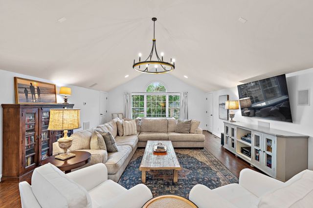 298 Gillette Dr, Franklin, TN 37069