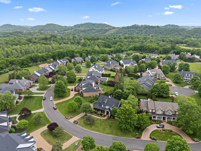 298 Gillette Dr, Franklin, TN 37069