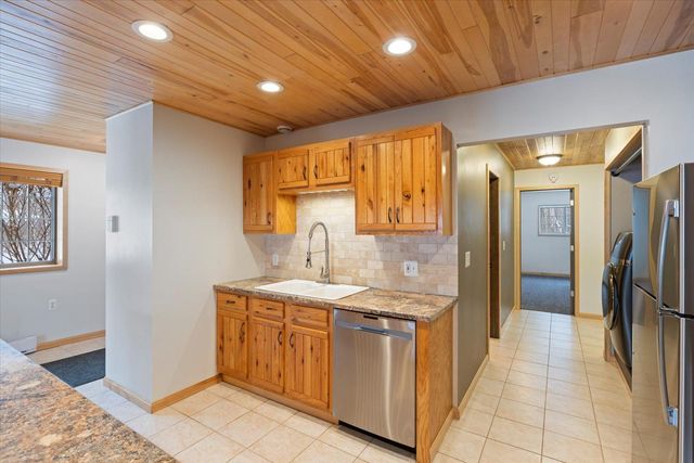 21437 County Road 17, Cohasset, MN 55721