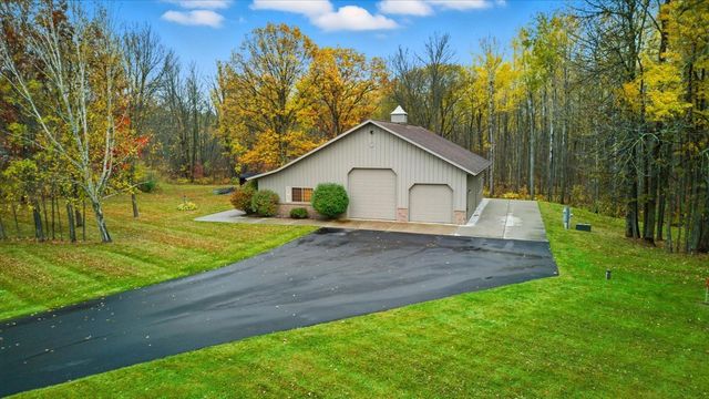 21437 County Road 17, Cohasset, MN 55721