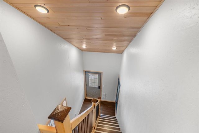 21437 County Road 17, Cohasset, MN 55721