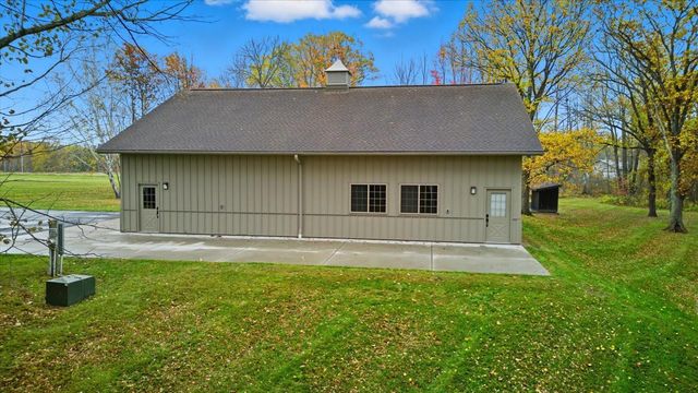 21437 County Road 17, Cohasset, MN 55721