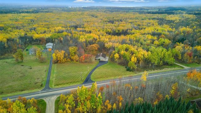 21437 County Road 17, Cohasset, MN 55721