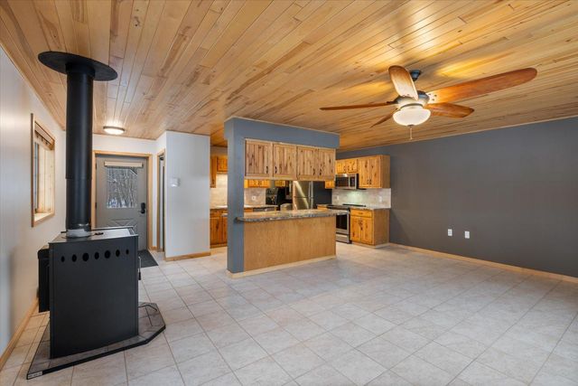 21437 County Road 17, Cohasset, MN 55721