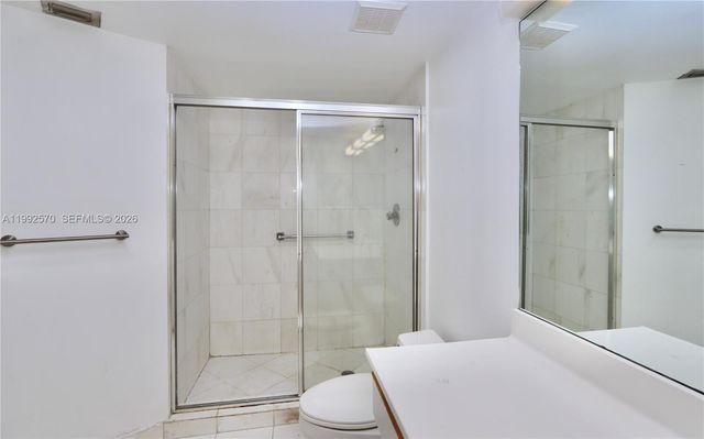 3500 Mystic Pointe Dr 1207, Aventura, FL 33180