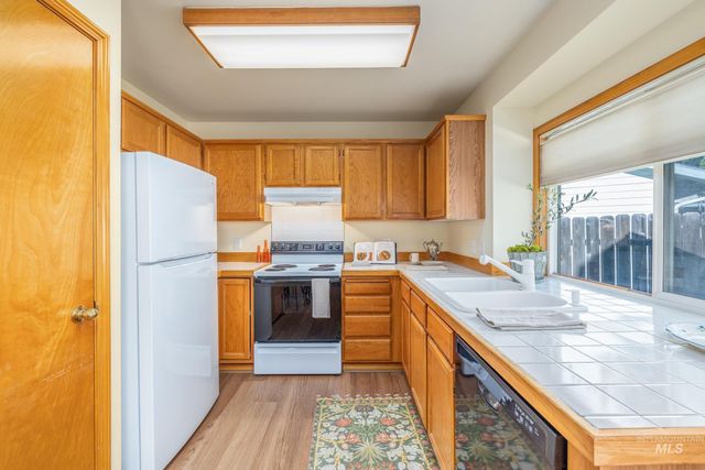 3660 E Eastgate Drive, Boise, ID 83716