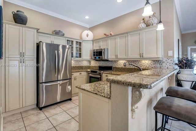 677 NW 129th Way, Pembroke Pines, FL 33028