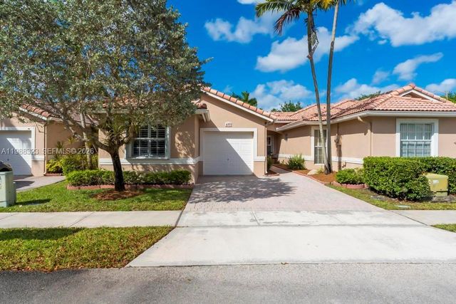 677 NW 129th Way, Pembroke Pines, FL 33028