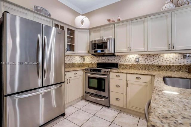 677 NW 129th Way, Pembroke Pines, FL 33028