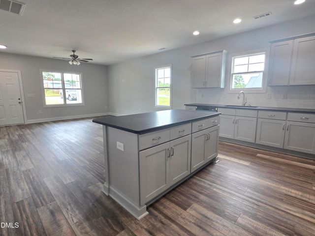 178 Jenkins Street, Dunn, NC 28334