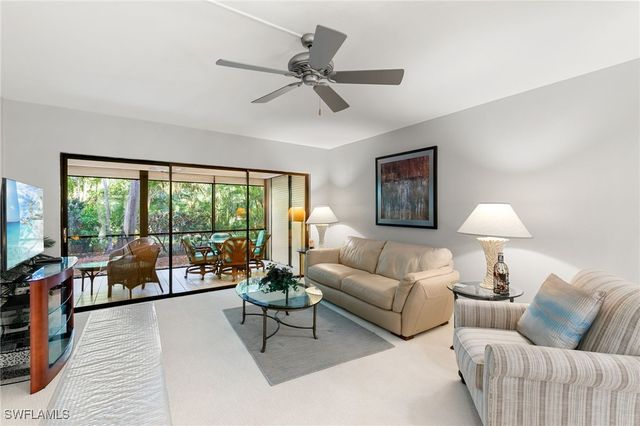 1828 Kings Lake BLVD 103, Naples, FL 34112