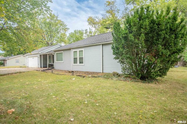 2318 N NORTHCREST Drive, Peoria, IL 61604