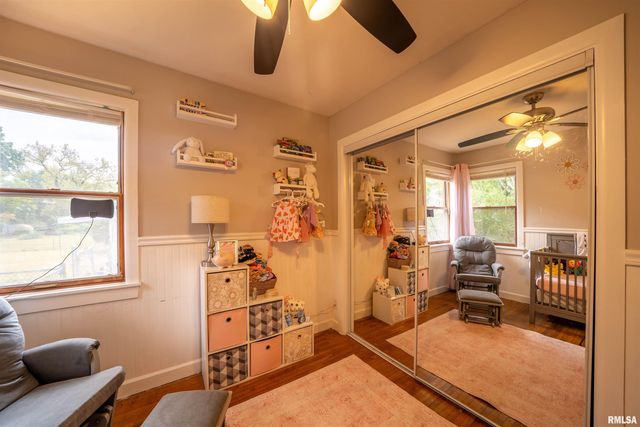 2318 N NORTHCREST Drive, Peoria, IL 61604