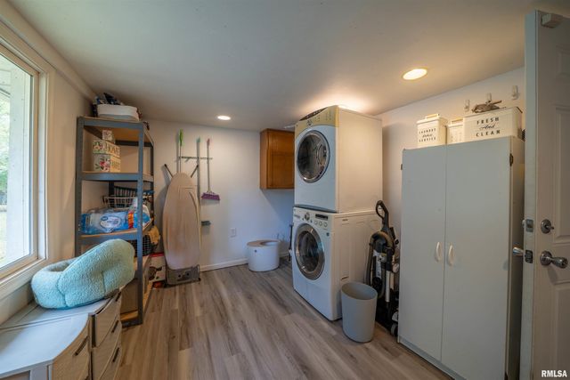 2318 N NORTHCREST Drive, Peoria, IL 61604