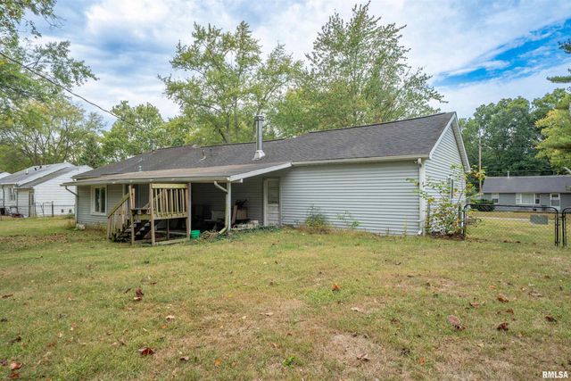 2318 N NORTHCREST Drive, Peoria, IL 61604