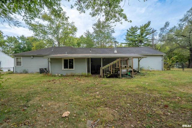 2318 N NORTHCREST Drive, Peoria, IL 61604