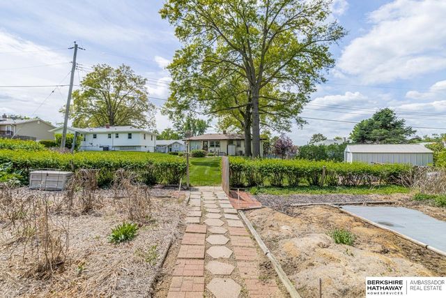 6232 Read Street, Omaha, NE 68152