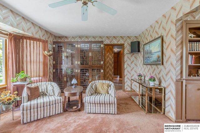 6232 Read Street, Omaha, NE 68152