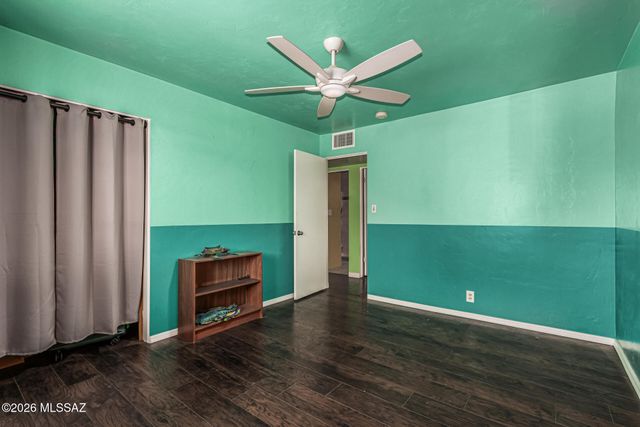 3866 E Edison Place, Tucson, AZ 85716