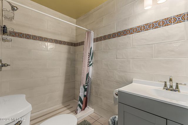 3866 E Edison Place, Tucson, AZ 85716